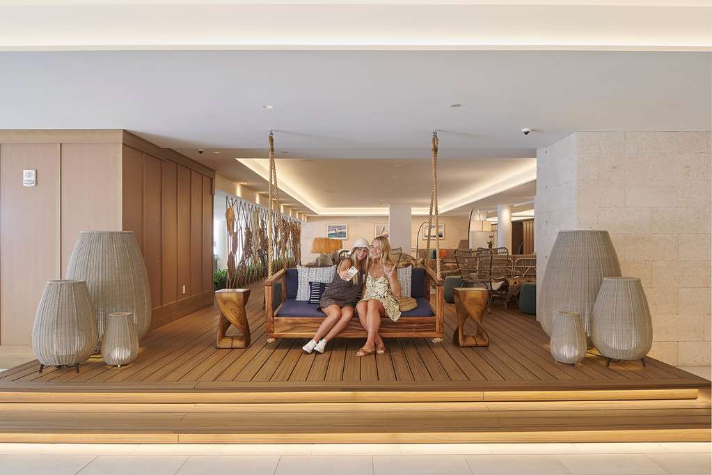 Outrigger Reef Waikiki Beach Resort - photo 14