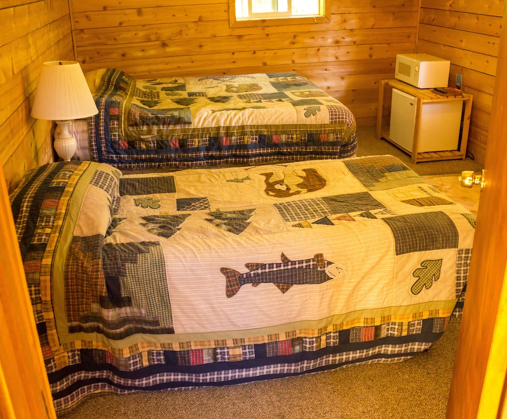 Midnight Sun Log Cabins - photo 65