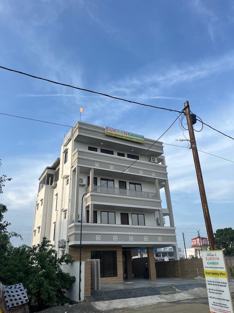 Sukoon Grandeur