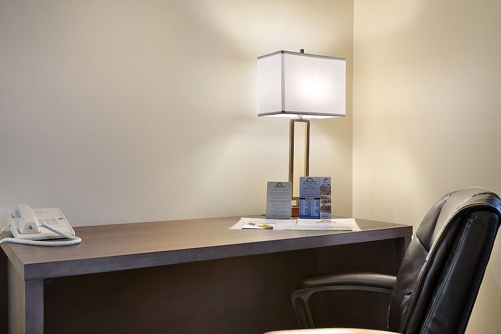 Days Inn by Wyndham Ellensburg - photo 26
