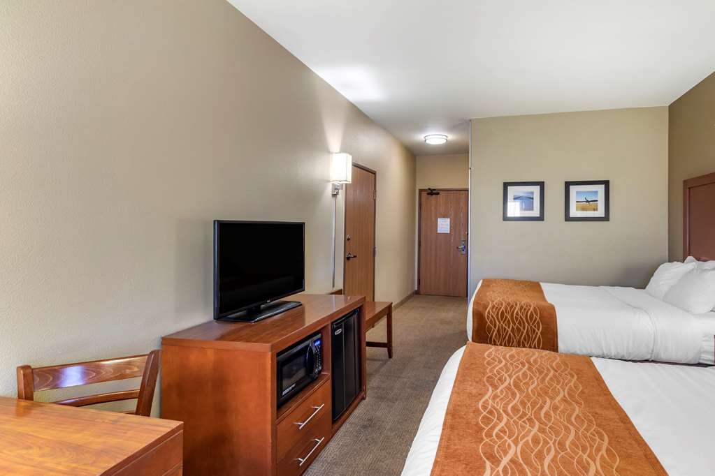 Comfort Inn Evansville Casper - photo 18