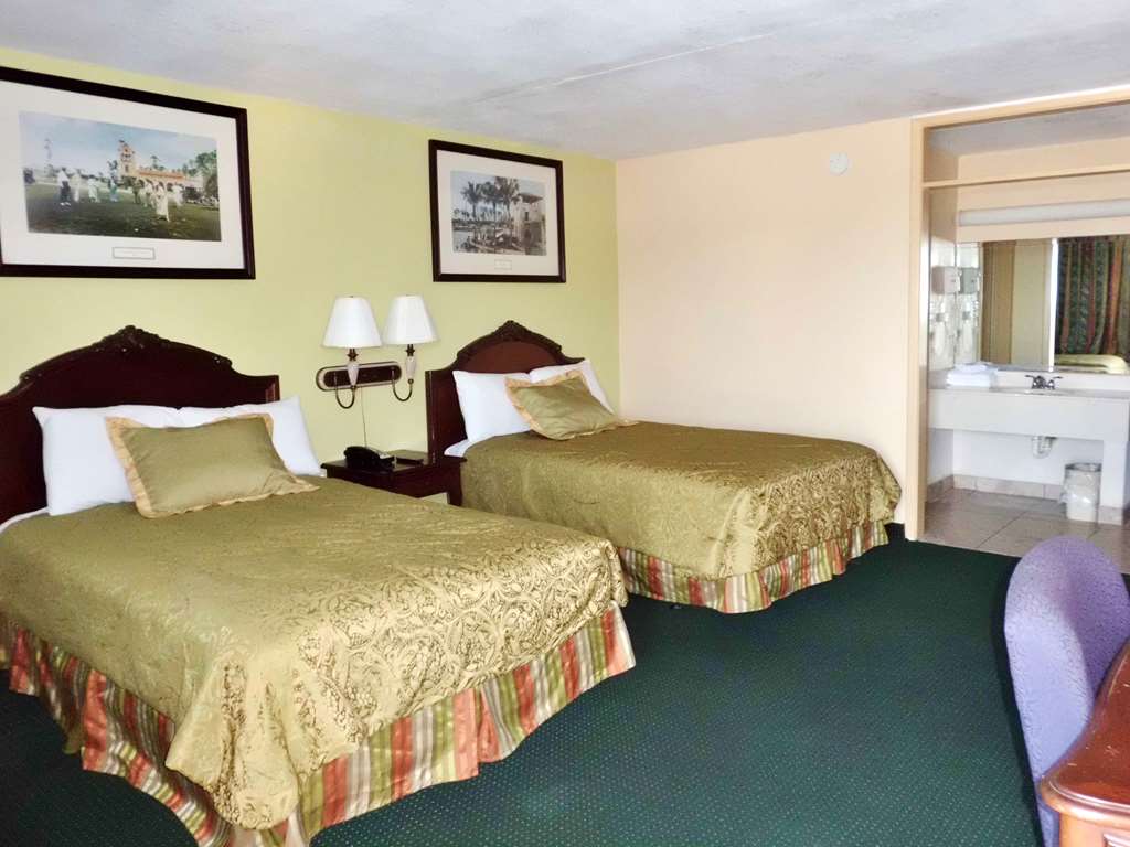 America's Best Inn Lakeland - photo 9