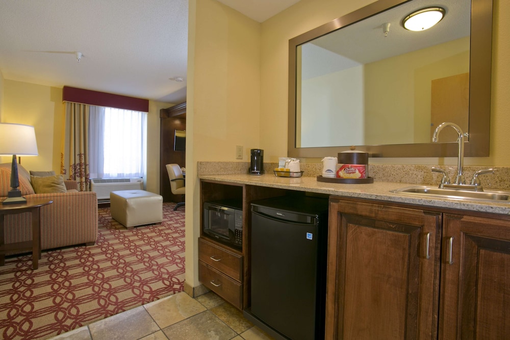 Hampton Inn & Suites Wiggins - photo 22