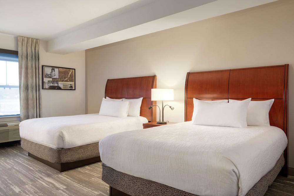 Hilton Garden Inn Troy - photo 17