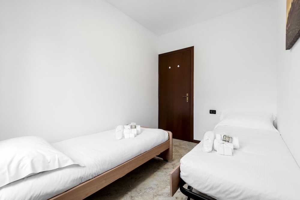 Suitelowcost Humanitas Apartment — Rozzano — photo 5