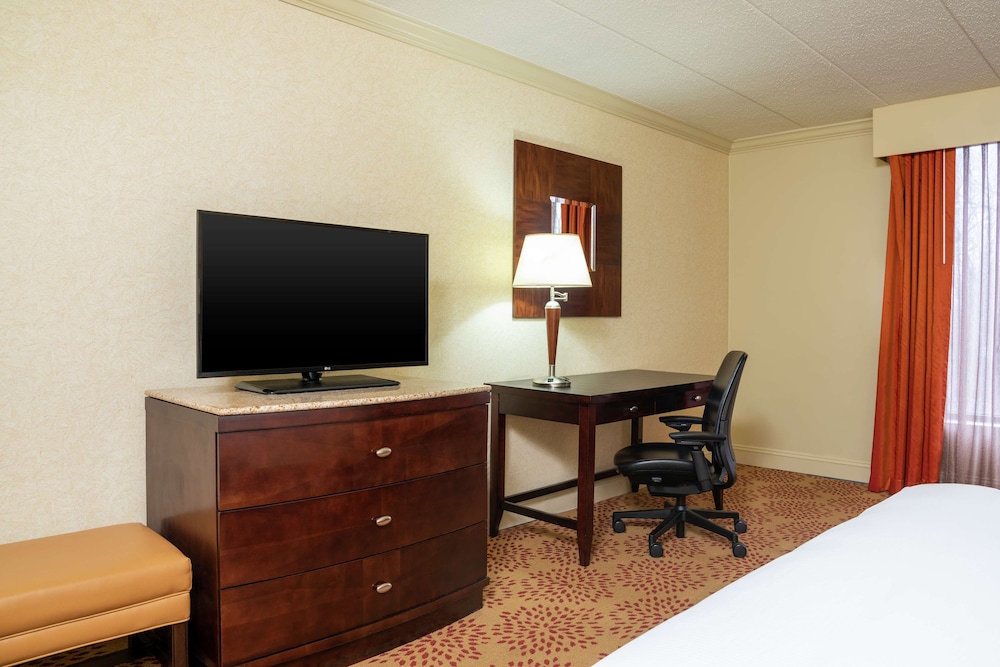 DoubleTree by Hilton Hotel Grand Rapids Airport - photo 35