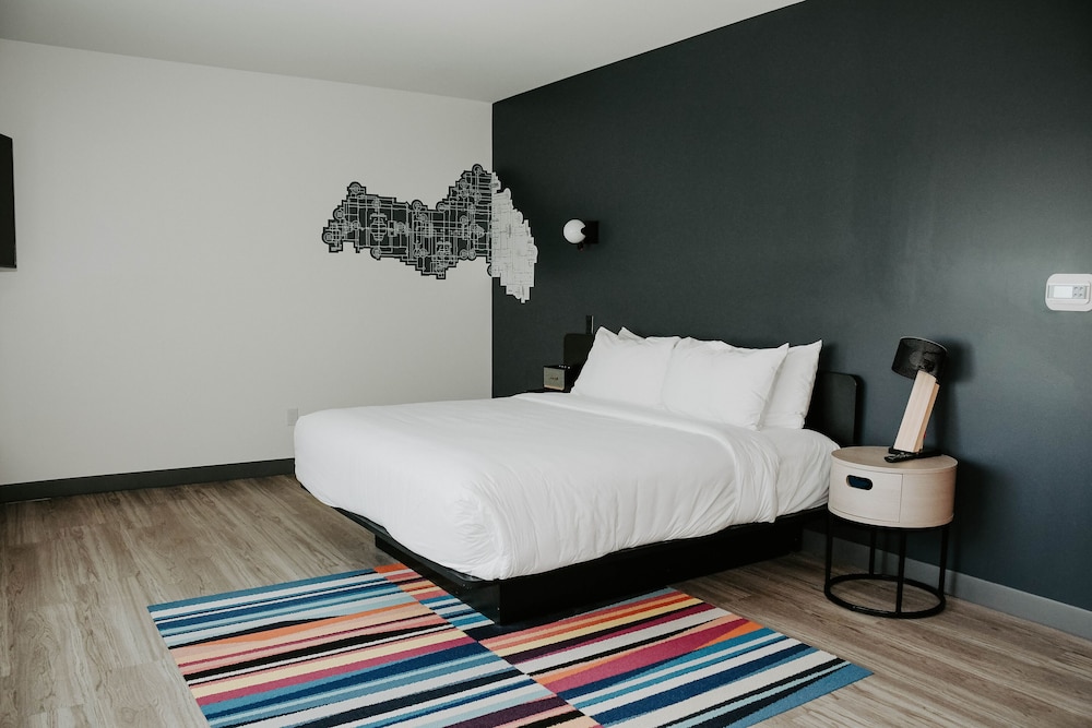 Aloft Omaha West - photo 16