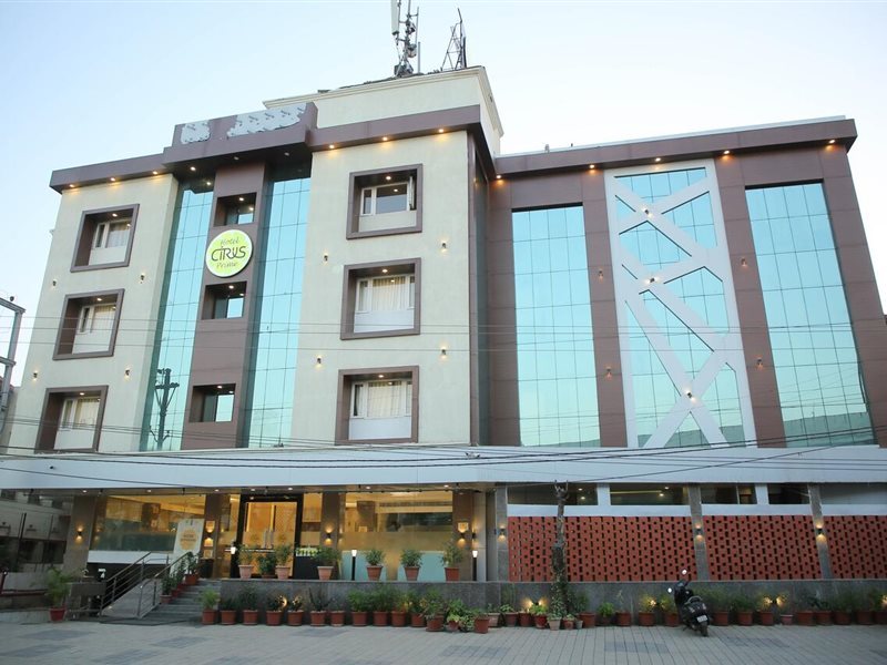 Hotel Citrus Prime Raipur in Raipur, India