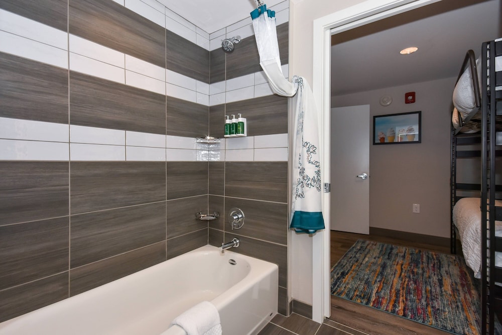 Residence Inn by Marriott Myrtle Beach Oceanfront - photo 34
