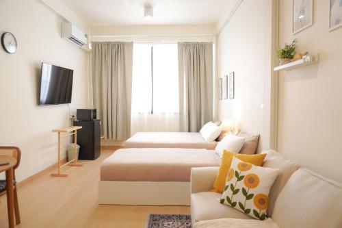 Buddy House in Chinatown Private Rooms Walk to MRT