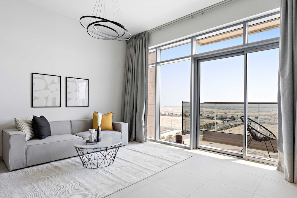 Silkhaus Najmat C 2 Al Reem Abu Dhabi — 4-Star Luxury Hotel in Abu Dhabi, United Arab Emirates