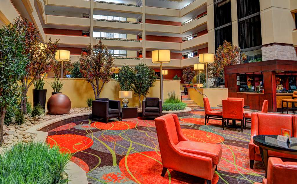 University Plaza Hotel and Convention Center Springfield - photo 17