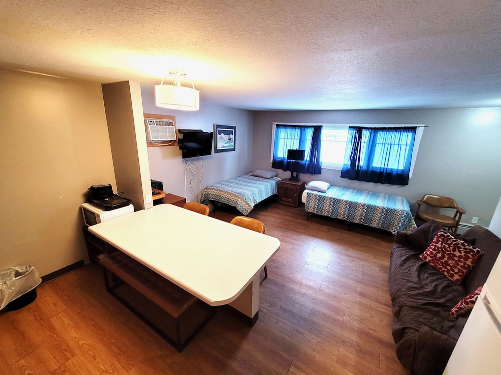 Norman Motel - photo 23