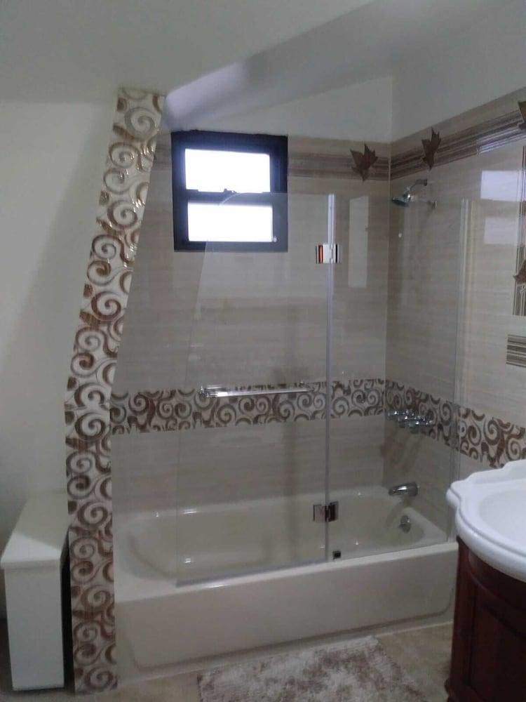 East 42nd Mansion - photo 11