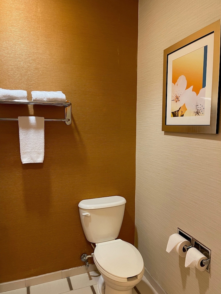 Baymont by Wyndham Chambersburg - photo 21