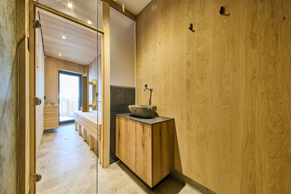 MiLa Apartments — 4-Star Luxury Hotel in Saalbach, Austria