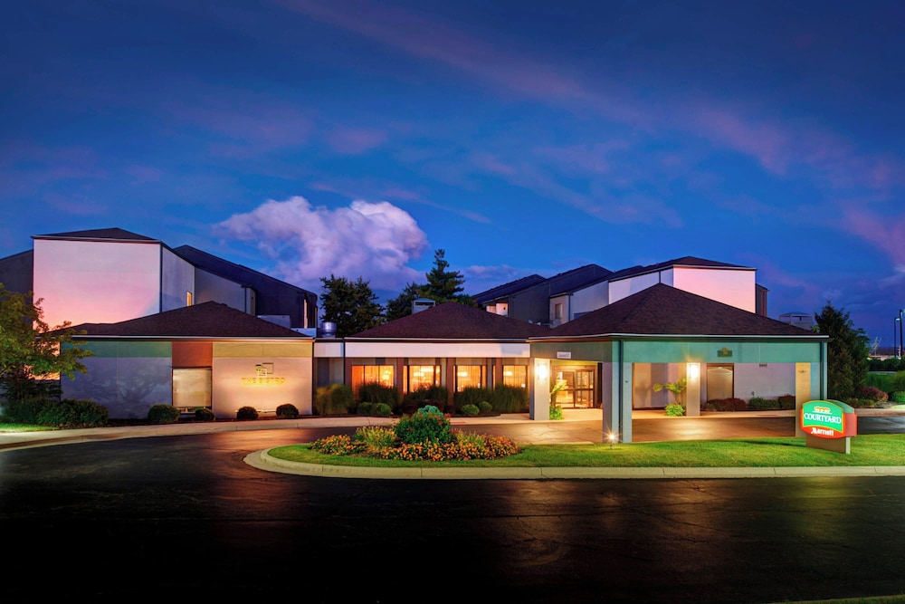 Courtyard by Marriott Dayton South Mall — hotel in Miamisburg