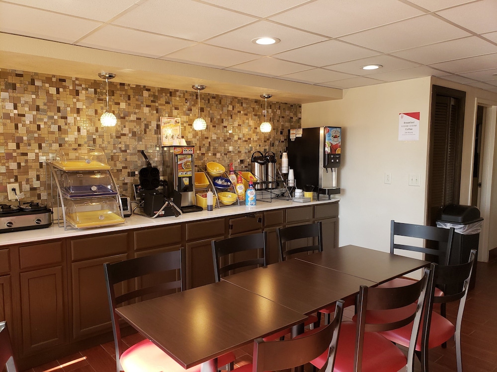 Red Roof Inn Wheelersburg - photo 11