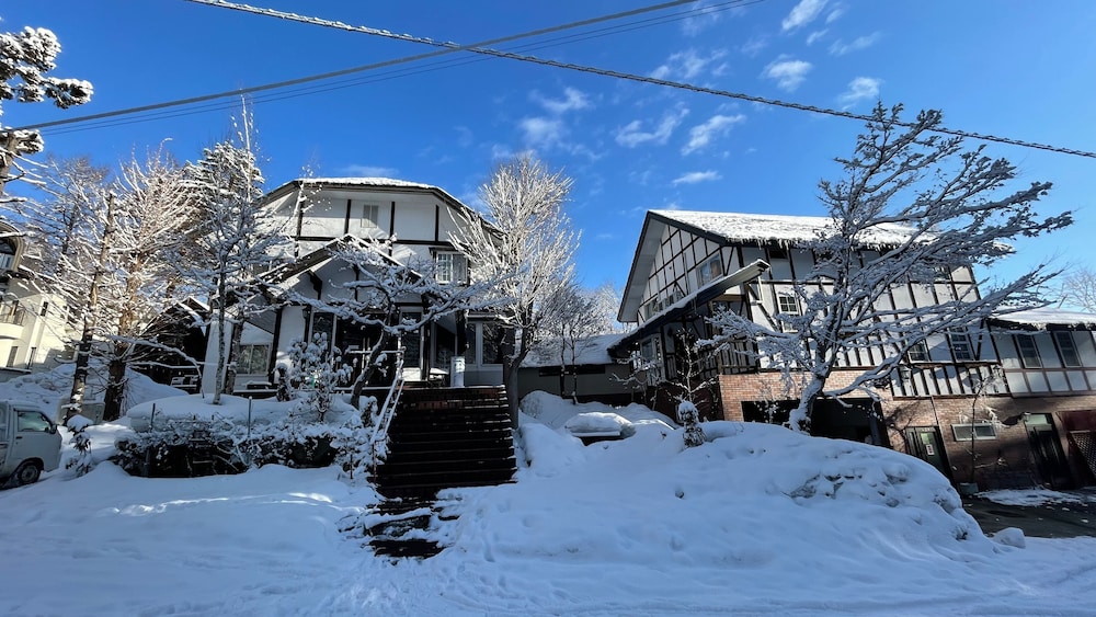 Hotel Sejour mint in Hakuba, Japan