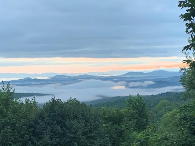 Ridgetop Pointaview Blue Ridge GA in Blue Ridge, United States