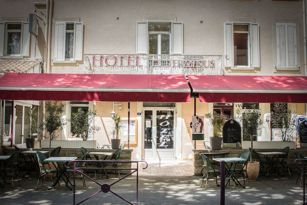 Hotel Le Terminus — Tarascon