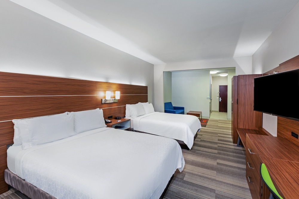 Holiday Inn Express Hotel & Suites Orange by IHG - photo 12