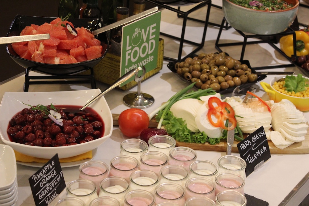 מזון ומשקאות