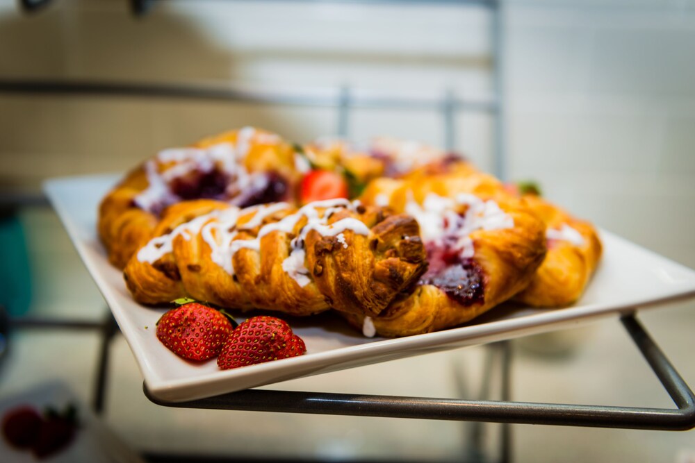 Holiday Inn Houston Downtown by IHG - photo 32