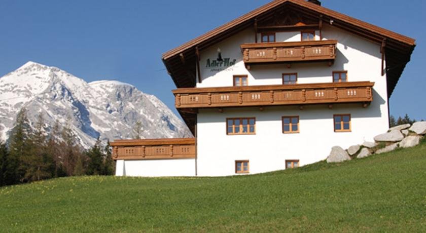 Adlerhof Ferienwohnungen in Leutasch, Austria