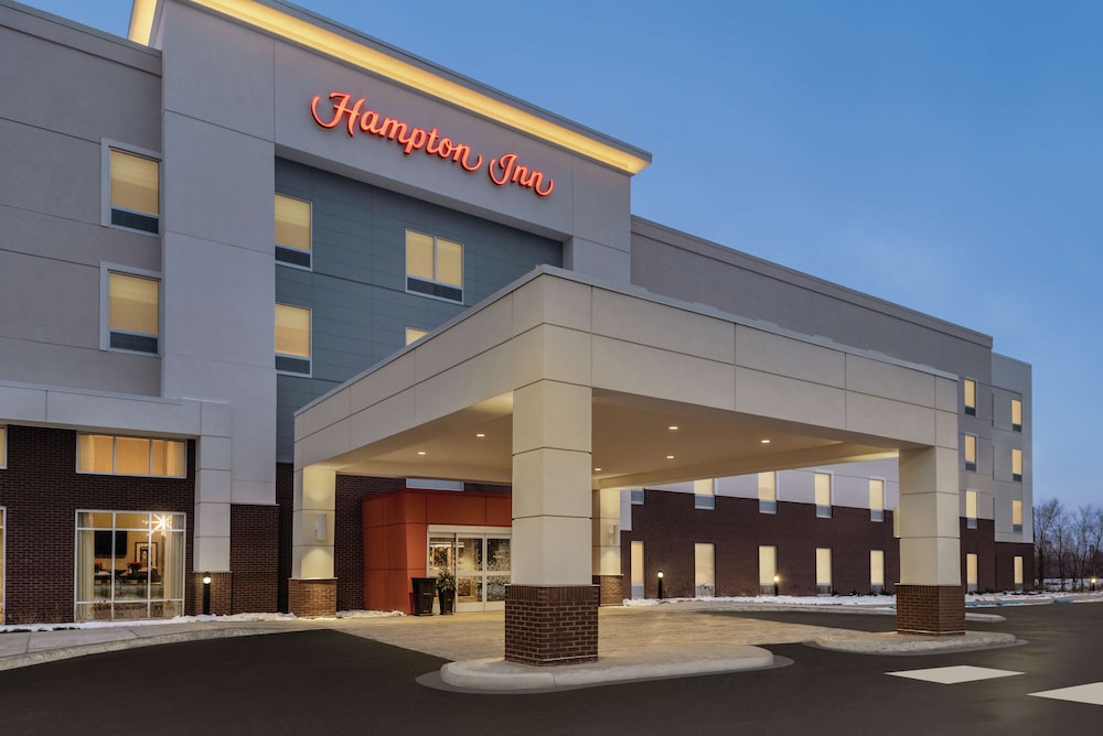 Hampton Inn Brooklyn Park - featured photo