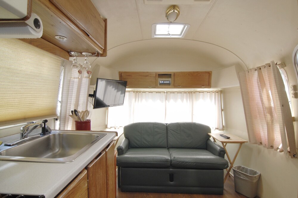 Palm Canyon Hotel & RV Resort - photo 37