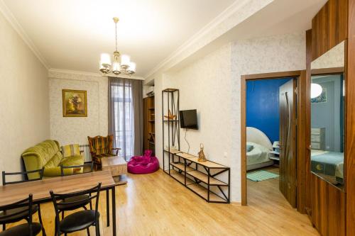 Apartment 16