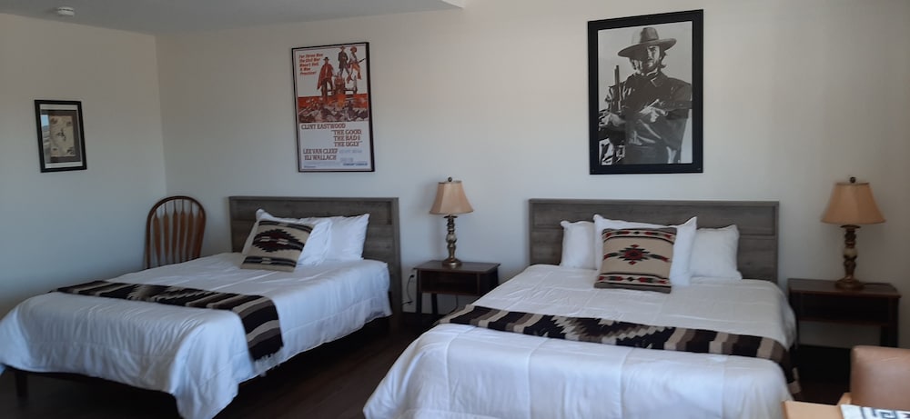 The Riverside Ranch RV Park Motel & Campground - photo 21