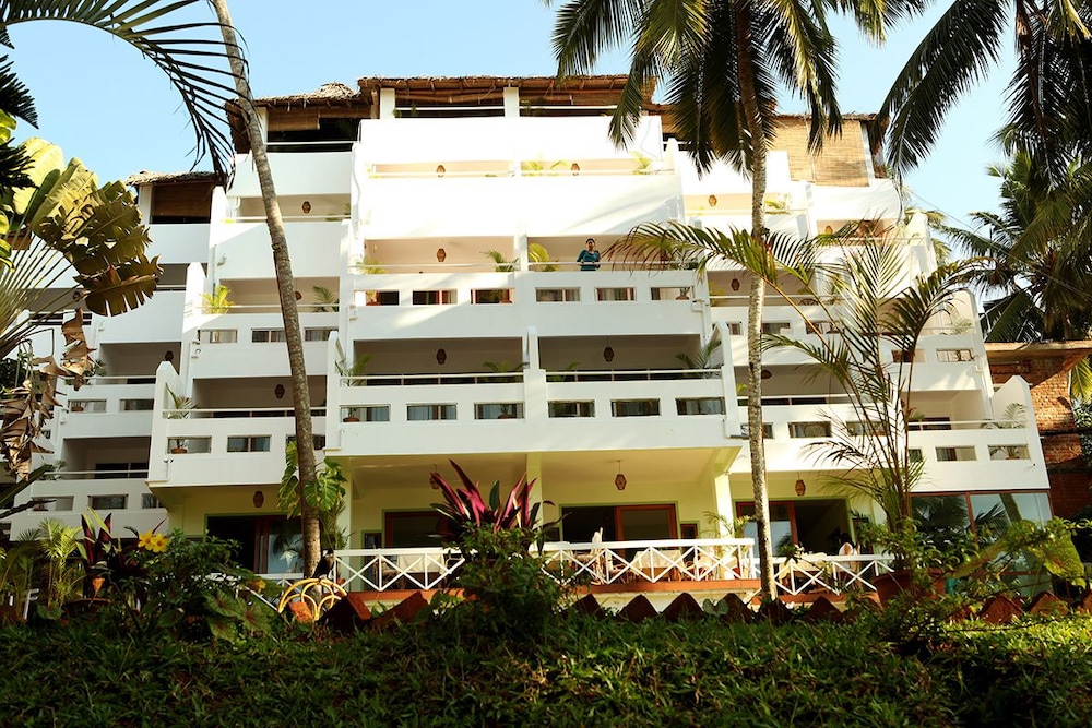 Soma Palmshore Beach Resort - carbon neutral hotel in Neyyattinkara