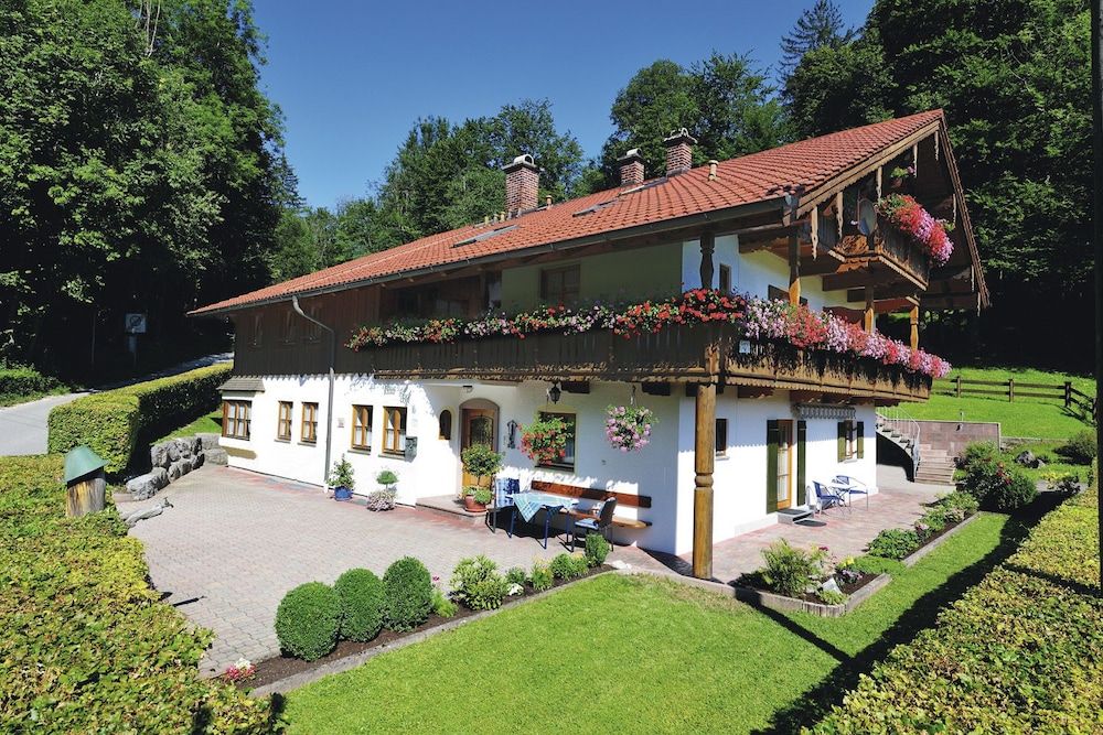 Gaestehaus Vogl — 4-Star Luxury Hotel in Berchtesgaden, Germany