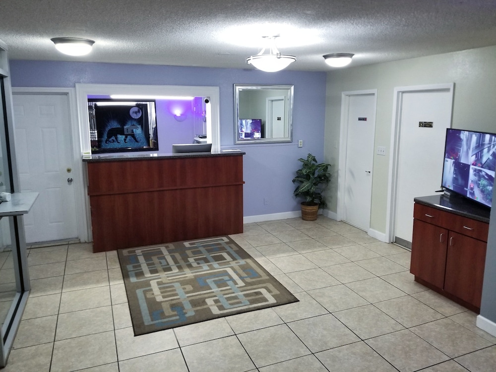 Econo Inn Florida - photo 3