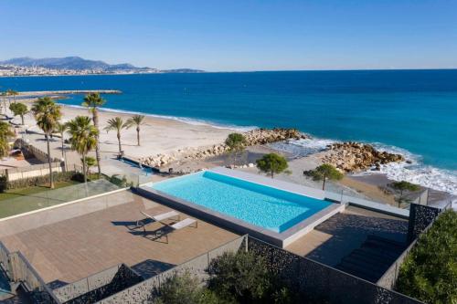 06ah Superb Waterfront T2 Swimming Pool in Villeneuve-Loubet, France