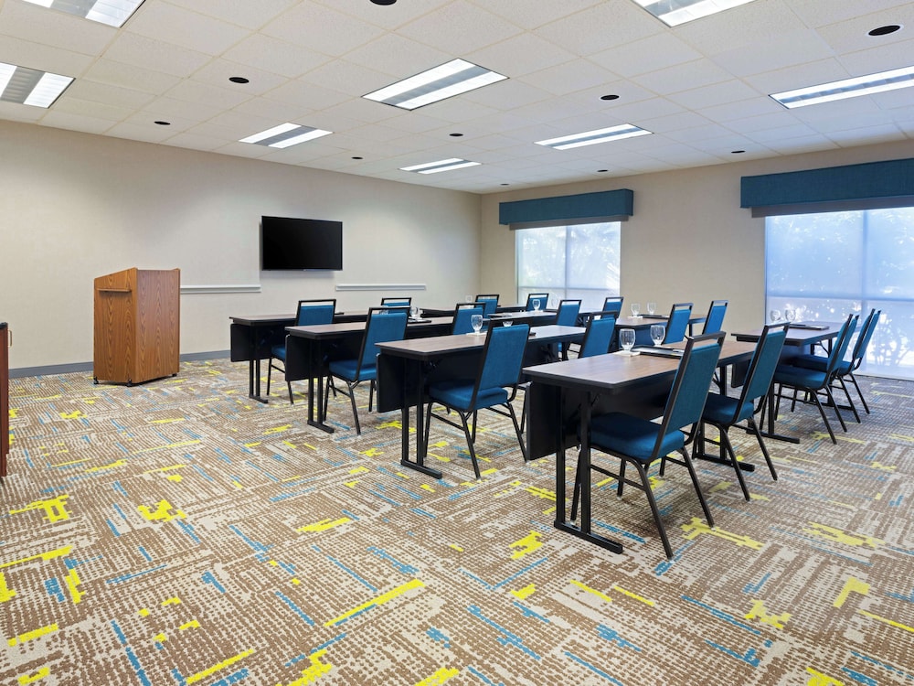 Hampton Inn Cocoa Beach Cape Canaveral - photo 44