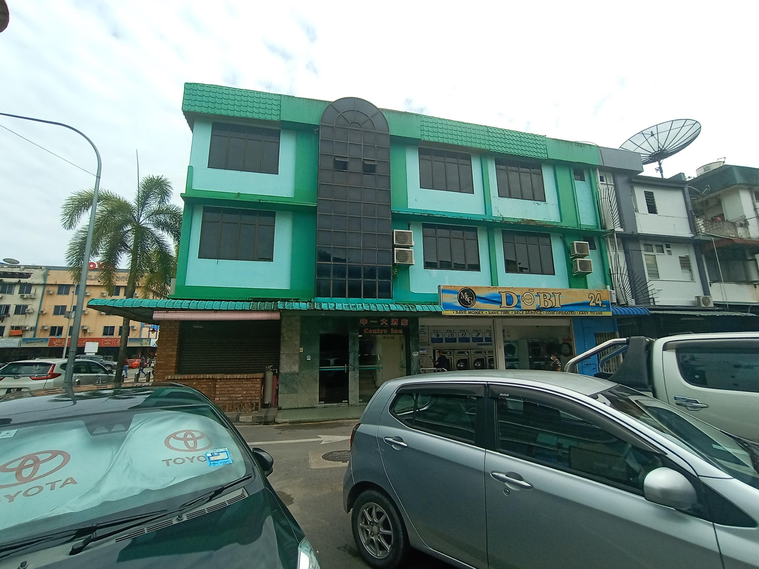 Oyo 90171 Centre Inn — Kuching — photo 2