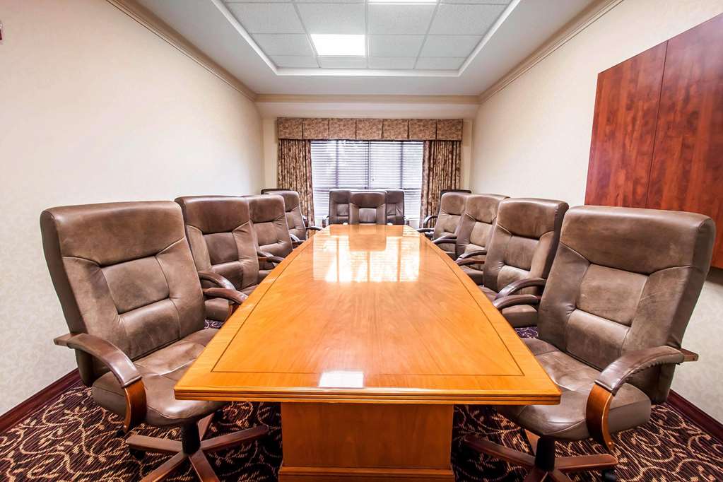 Comfort Inn & Suites McMinnville Wine Country - photo 26