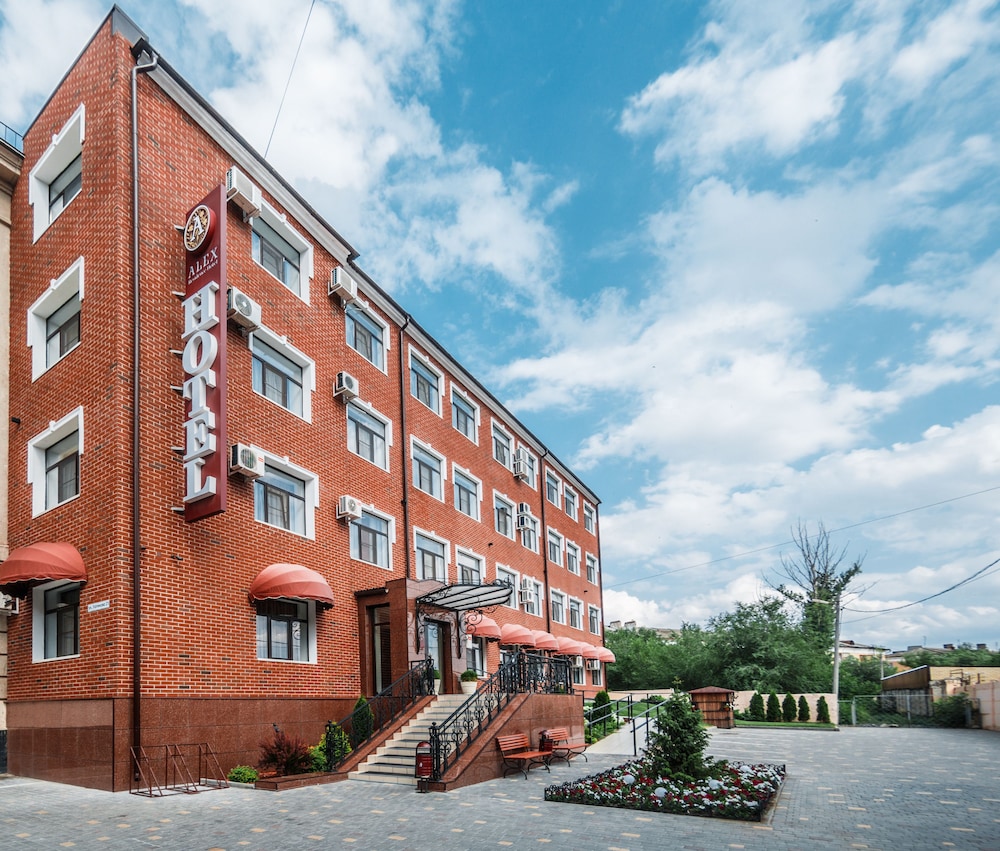 Alex Residence Hotel — 4-Star Luxury Hotel in Volzhskiy, Russia