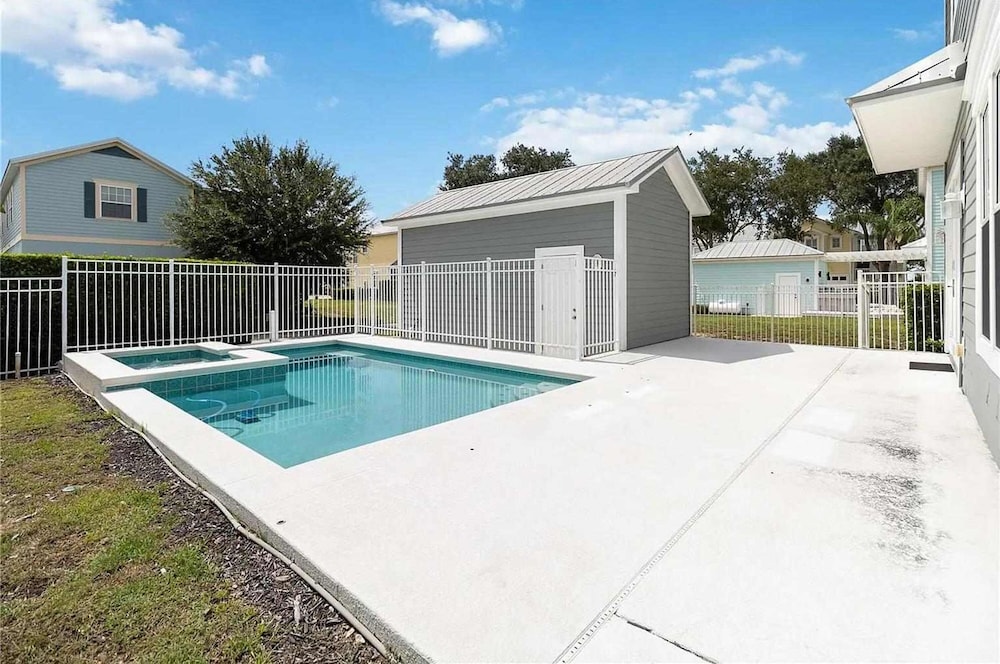 Gorgeous 4Bd Close to Disney With Spa at Reunion Resort 1552 - photo 23