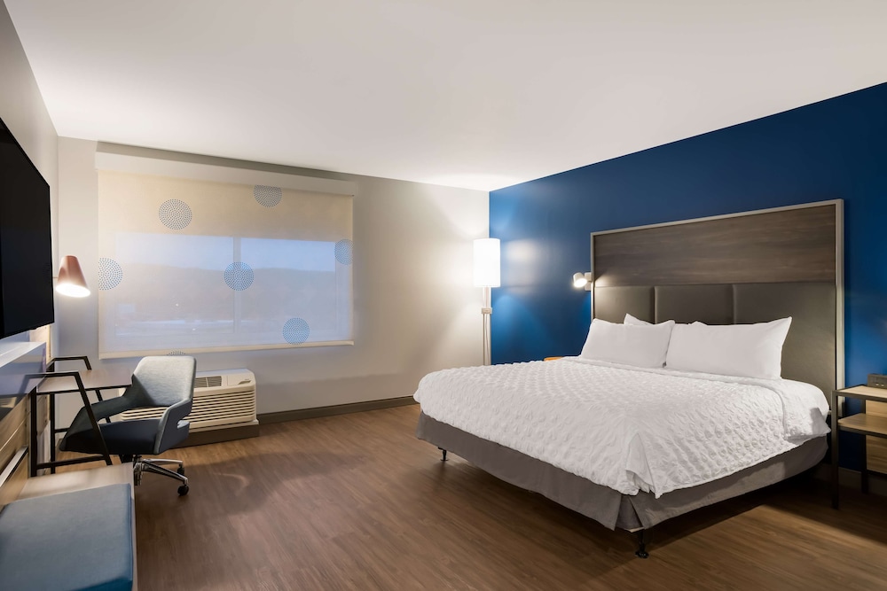 Tru by Hilton Traverse City - photo 20