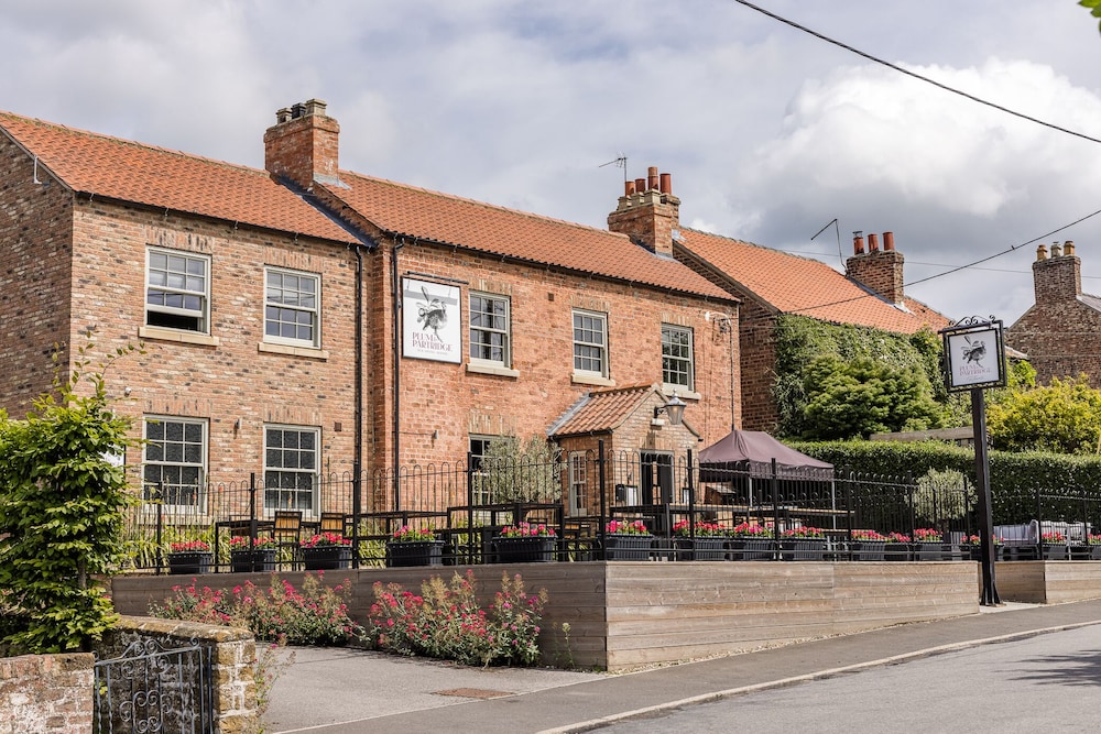 Plum and Partridge Husthwaite — 4-Star Luxury Hotel in York, United Kingdom