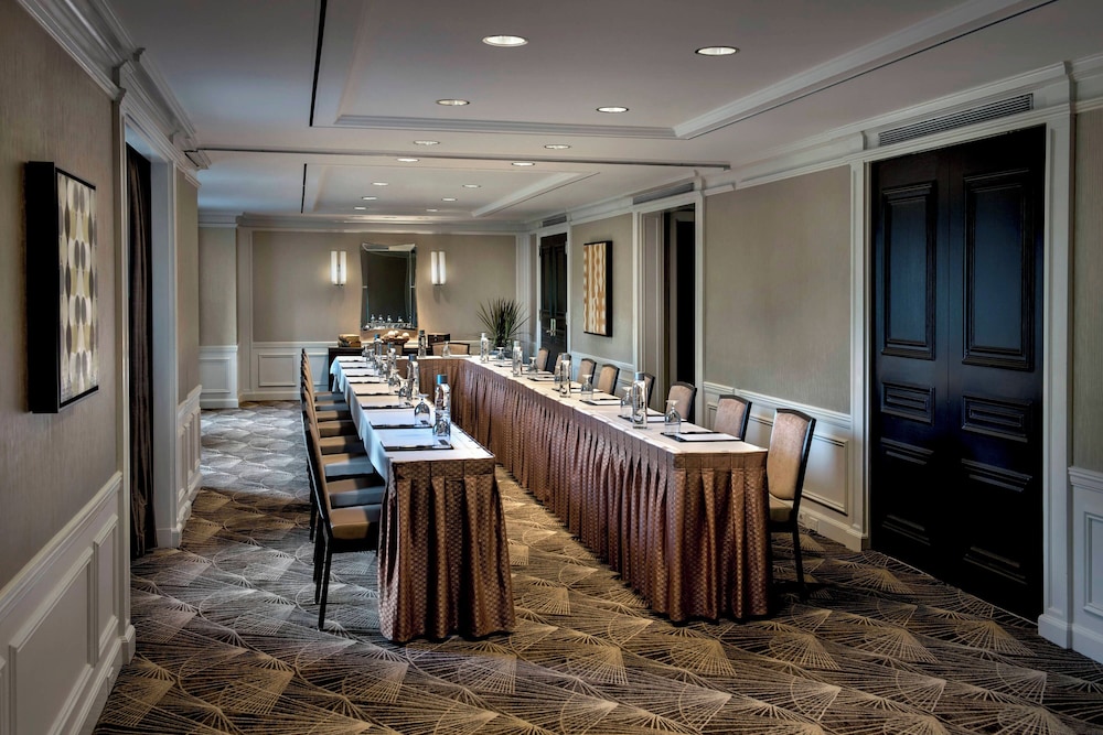 JW Marriott Essex House New York - photo 155