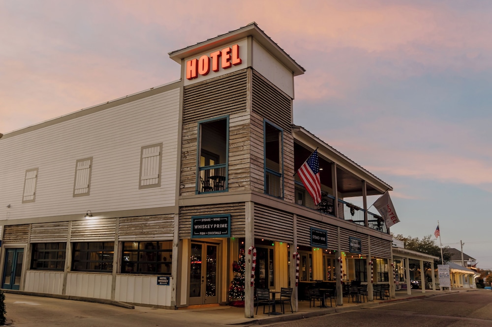 Hotel Whiskey in Pass Christian — hotel in Pass Christian