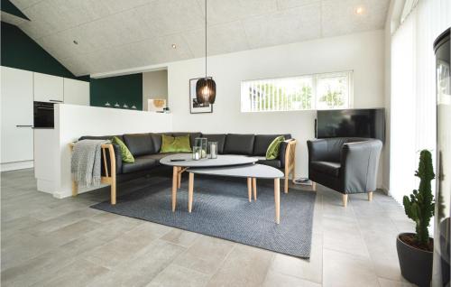 Four Bedroom Holiday Home In Tarm — Tarm — photo 3