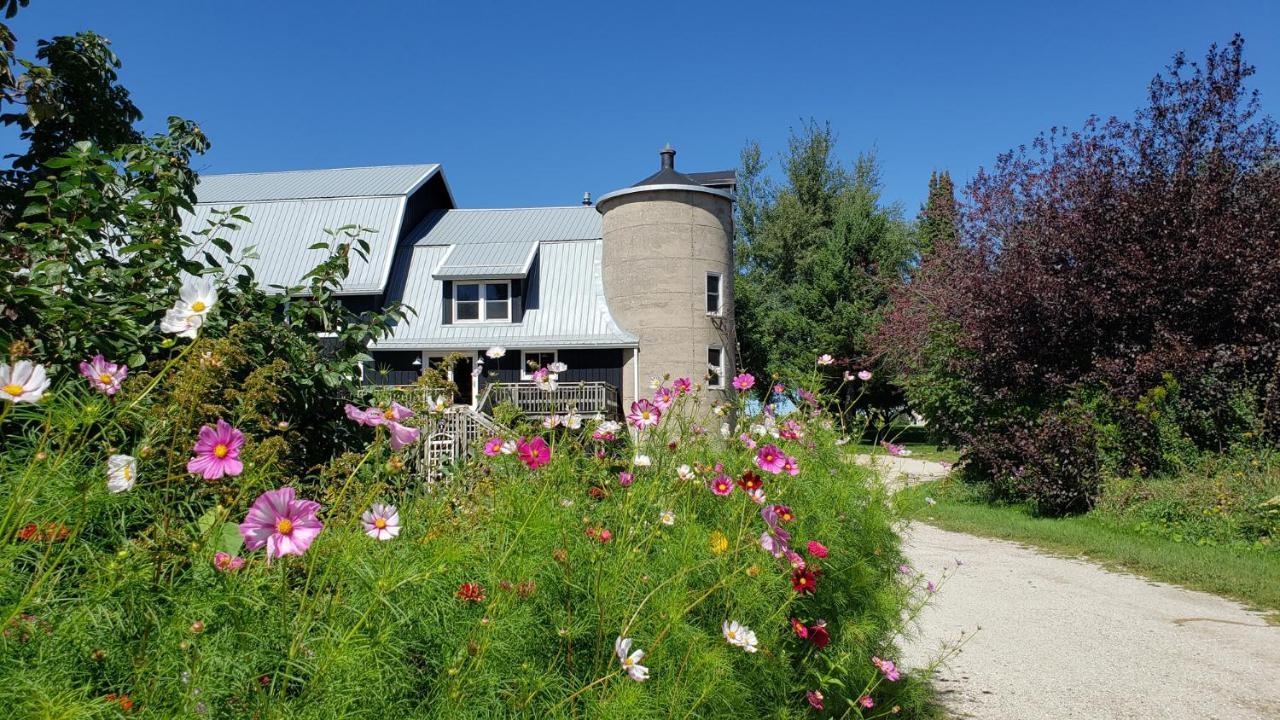 The Silos - carbon neutral hotel in Kewaunee