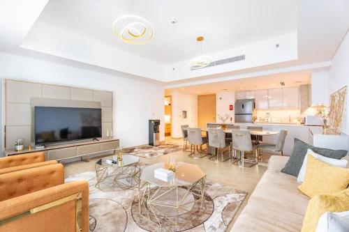 Yas Mayan 2bhk Luxury Stay 404 — hotel near Zayed International Airport
