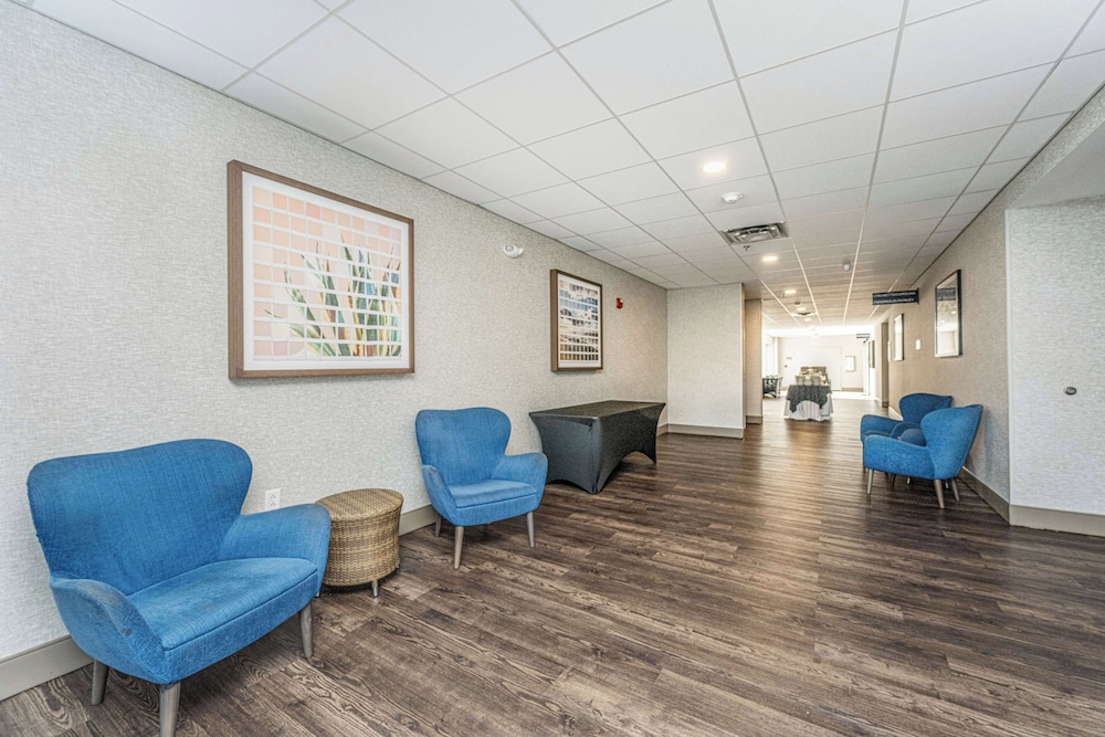 Hilton Garden Inn Charleston Airport - photo 50